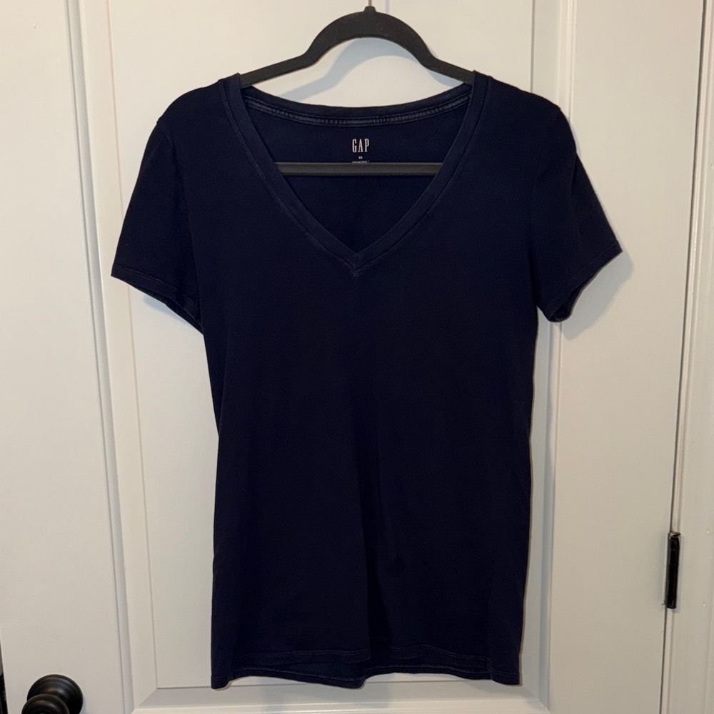 Gap vintage wash t—shirt